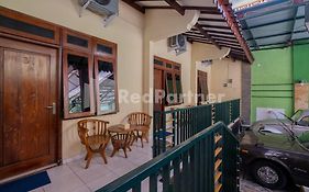 Hotel Wisata Ziarah Sunan Bonang Syariah Mitra Reddoorz
